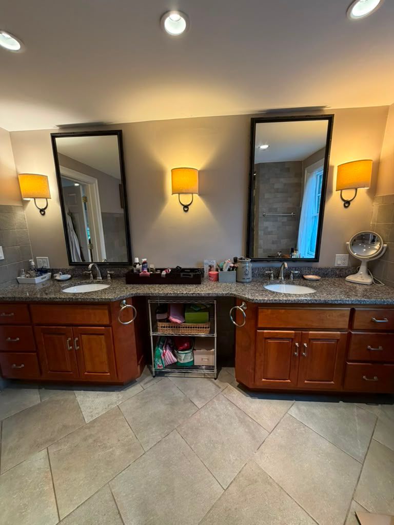 Sparkling double-vanity bathroom
